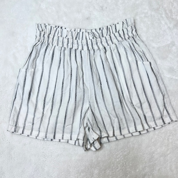 Oneill Womens Canter Striped Paperbag Shorts Size Small White Beach Pull on - Picture 5 of 9